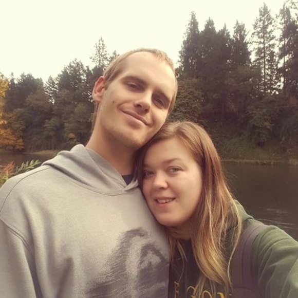 Meet your Posher, Lauren - Picture 1 of 1